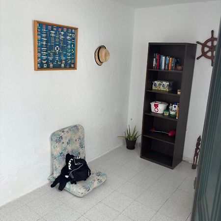 Habitaciones Famara 15 エクステリア 写真
