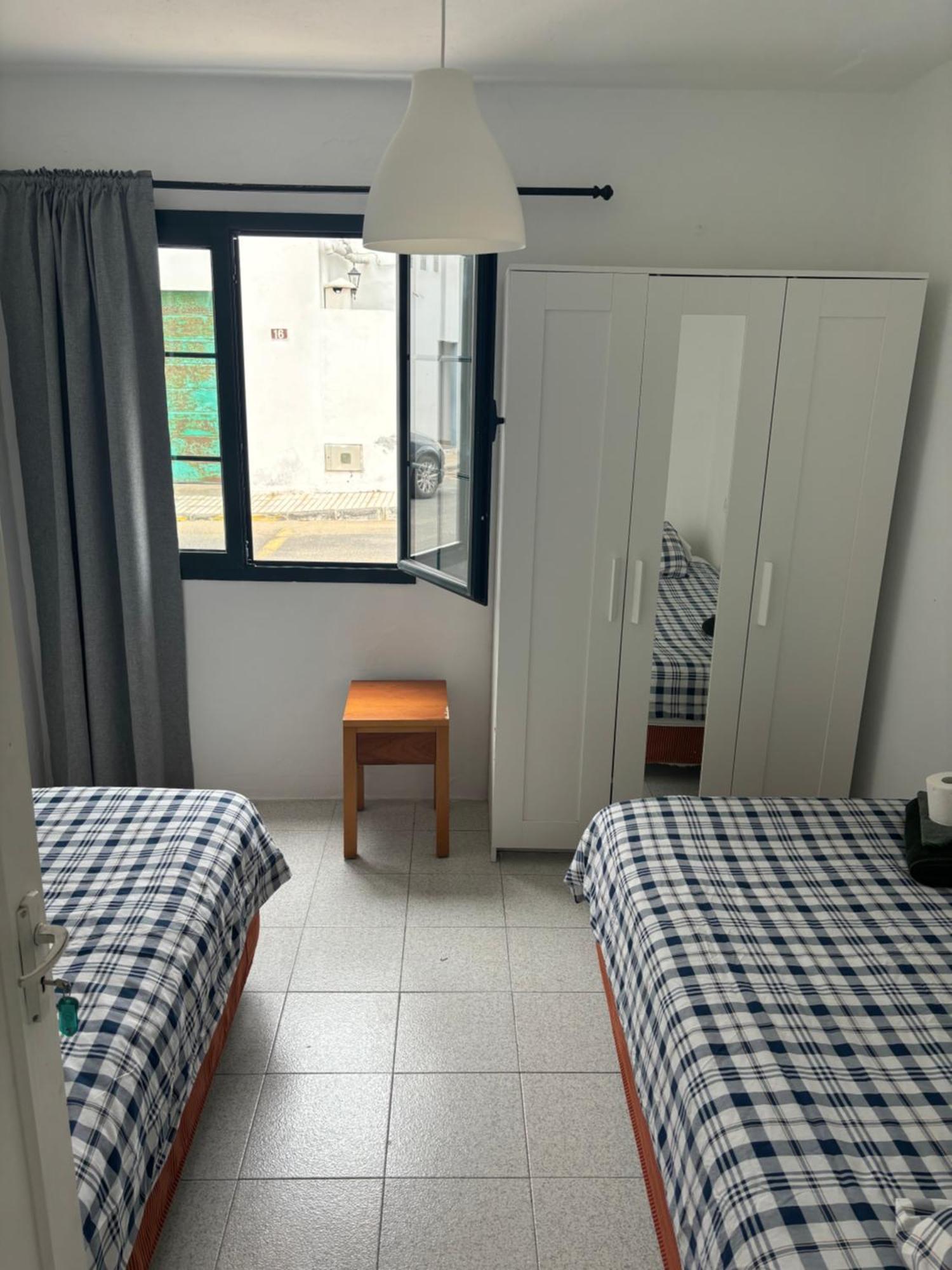 Habitaciones Famara 15 エクステリア 写真