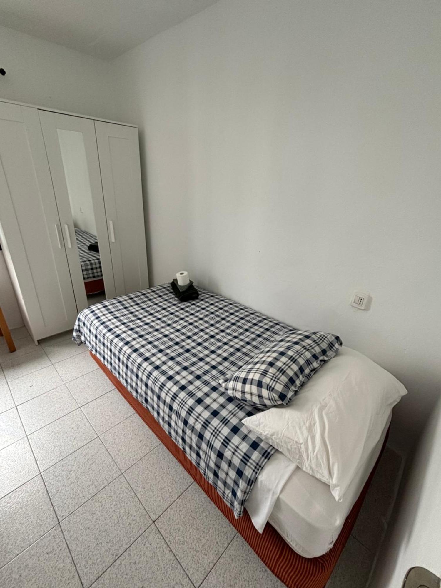 Habitaciones Famara 15 エクステリア 写真